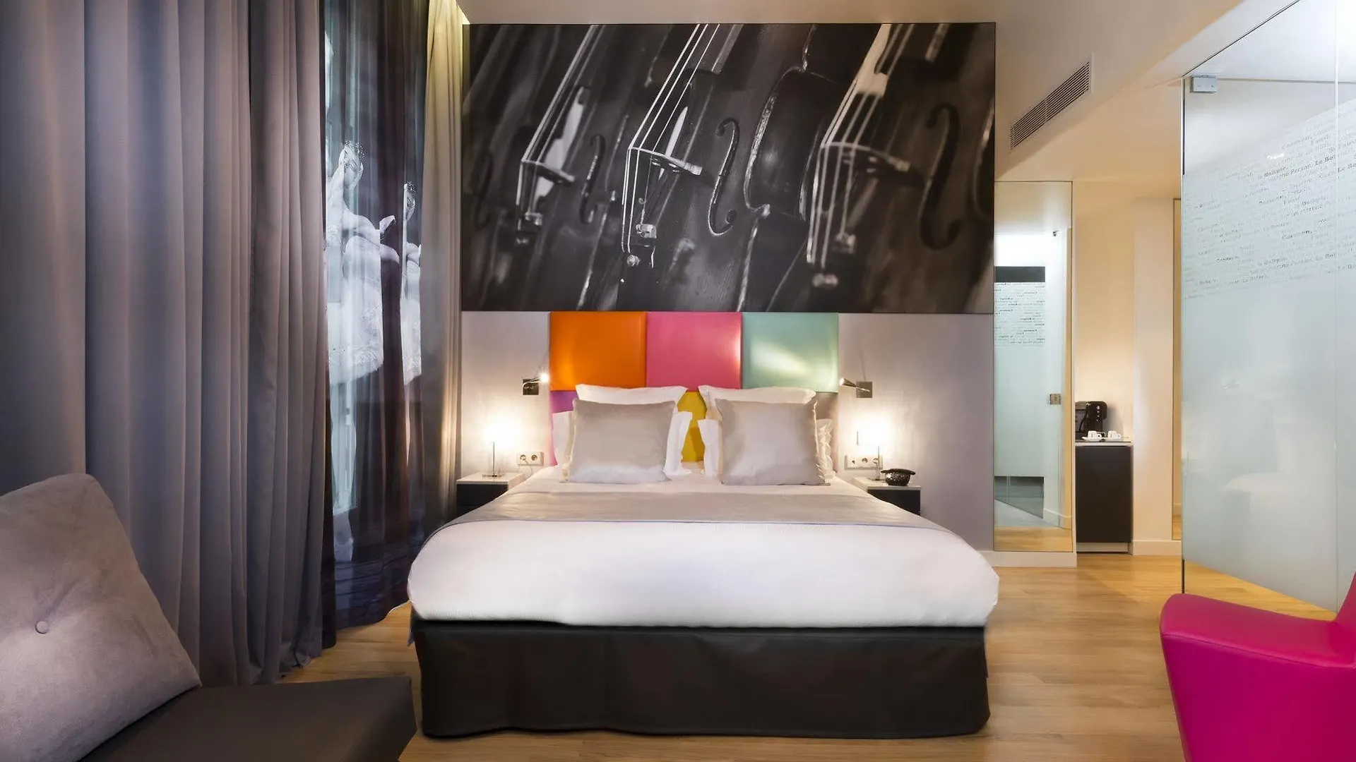 Lyric Opera Hotel Paris
